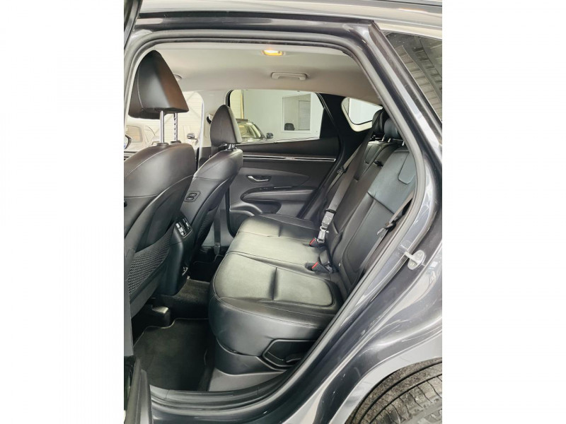 Photo 16 Hyundai TUCSON 1.6 T-GDI 230 Hybrid Executive BVA6 Hybride Gris foncé en vente chez Occasions Champenoises Photo 16 de l'offre de HYUNDAI TUCSON 1.6 T-GDI 230 Hybrid Executive BVA6 à 23990€ chez Occasions Champenoises