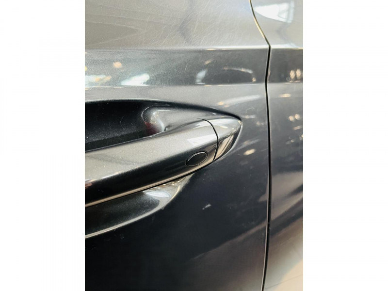 Photo 23 Hyundai TUCSON 1.6 T-GDI 230 Hybrid Executive BVA6 Hybride Gris foncé en vente chez Occasions Champenoises Photo 23 de l'offre de HYUNDAI TUCSON 1.6 T-GDI 230 Hybrid Executive BVA6 à 23990€ chez Occasions Champenoises