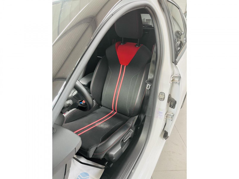 Photo 10 de l'offre de OPEL CORSA 1.5 Diesel 100 ch BVM6 GS Line - LOA 218e/mois à 14490€ chez Occasions Champenoises