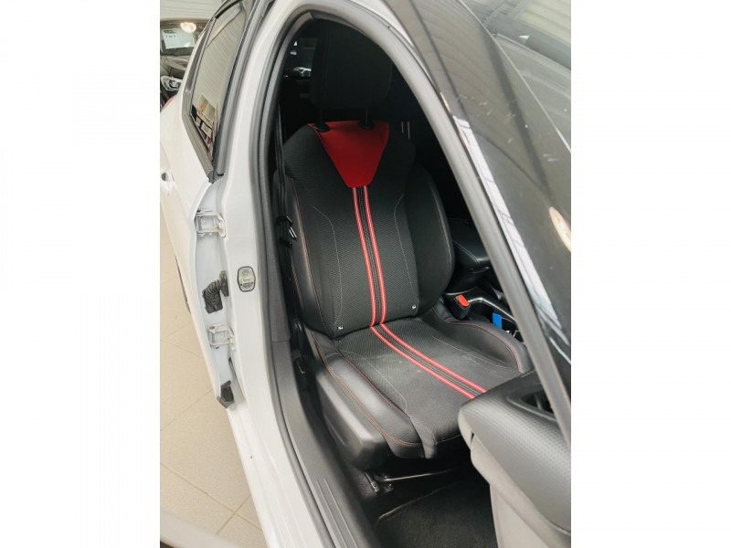 Photo 16 de l'offre de OPEL CORSA 1.5 Diesel 100 ch BVM6 GS Line - LOA 218e/mois à 14490€ chez Occasions Champenoises