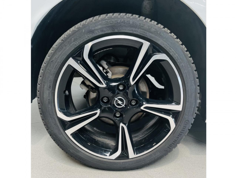 Photo 23 de l'offre de OPEL CORSA 1.5 Diesel 100 ch BVM6 GS Line - LOA 218e/mois à 14490€ chez Occasions Champenoises