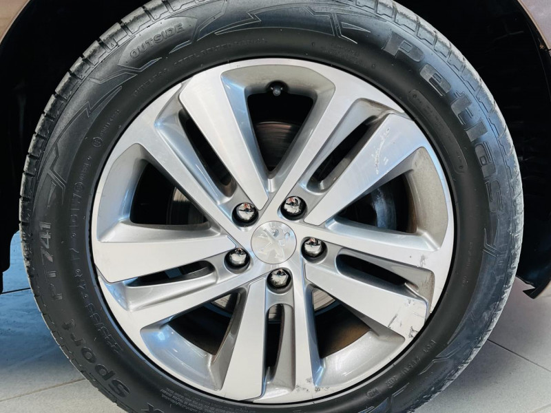 Photo 25 de l'offre de PEUGEOT TRAVELLER BlueHDi 120ch S&S Active Long 8 Places à 28990€ chez Occasions Champenoises