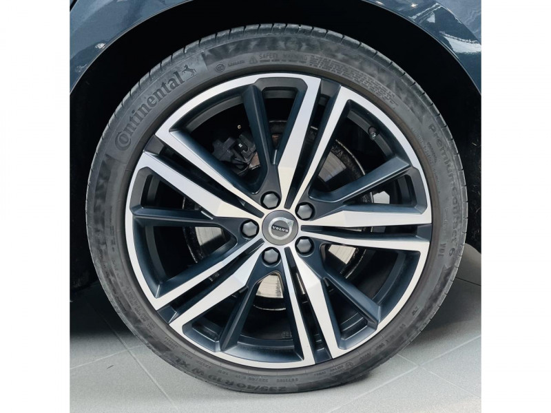 Photo 26 de l'offre de VOLVO V60  T8 Twin Engine 303 ch + 87 ch Geartronic 8 R-Design à 30990€ chez Occasions Champenoises