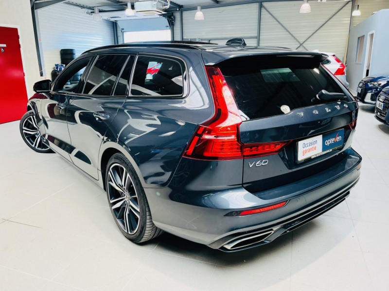 Photo 21 de l'offre de VOLVO V60  T8 Twin Engine 303 ch + 87 ch Geartronic 8 R-Design à 30990€ chez Occasions Champenoises