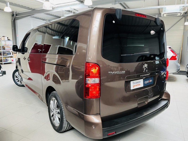Photo 18 de l'offre de PEUGEOT TRAVELLER BlueHDi 120ch S&S Active Long 8 Places à 28990€ chez Occasions Champenoises