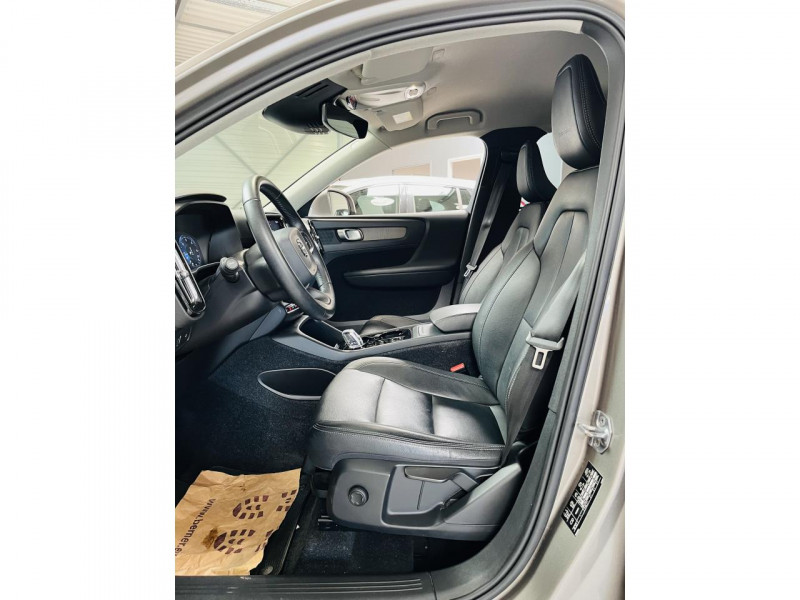 Photo 11 de l'offre de VOLVO XC40  D3 AdBlue 150 ch Geartronic 8 Inscription à 24990€ chez Occasions Champenoises