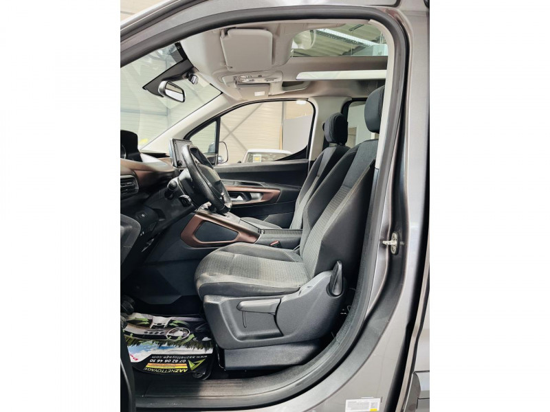 Photo 10 de l'offre de PEUGEOT RIFTER Standard BlueHDi 100 S&S BVM5 GT Line à 15990€ chez Occasions Champenoises