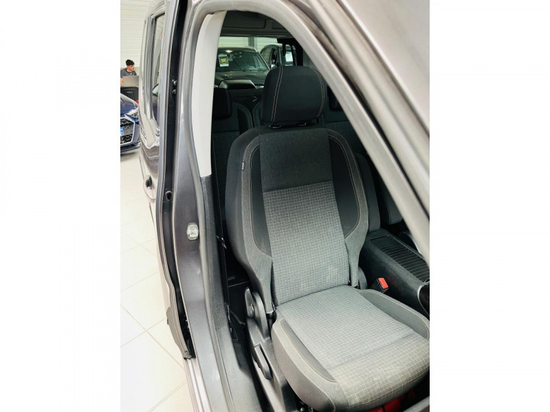 Photo 15 de l'offre de PEUGEOT RIFTER Standard BlueHDi 100 S&S BVM5 GT Line à 15990€ chez Occasions Champenoises