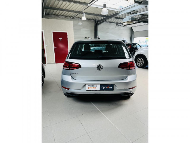 Photo 15 de l'offre de VOLKSWAGEN GOLF 2.0 TDI 150 FAP DSG7 Confortline à 19490€ chez Occasions Champenoises