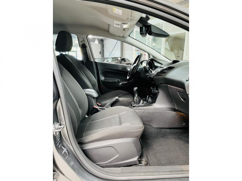 Photo 12 de l'offre de FORD FIESTA 1.5 TDCi 75 S&S Titanium à 8490€ chez Occasions Champenoises