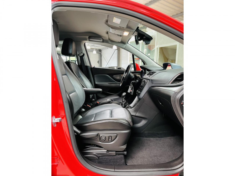 Photo 14 de l'offre de OPEL MOKKA 1.6 CDTI - 136 ch FAP 4x2 ecoFLEX Start&Stop Cosmo Pack à 9990€ chez Occasions Champenoises