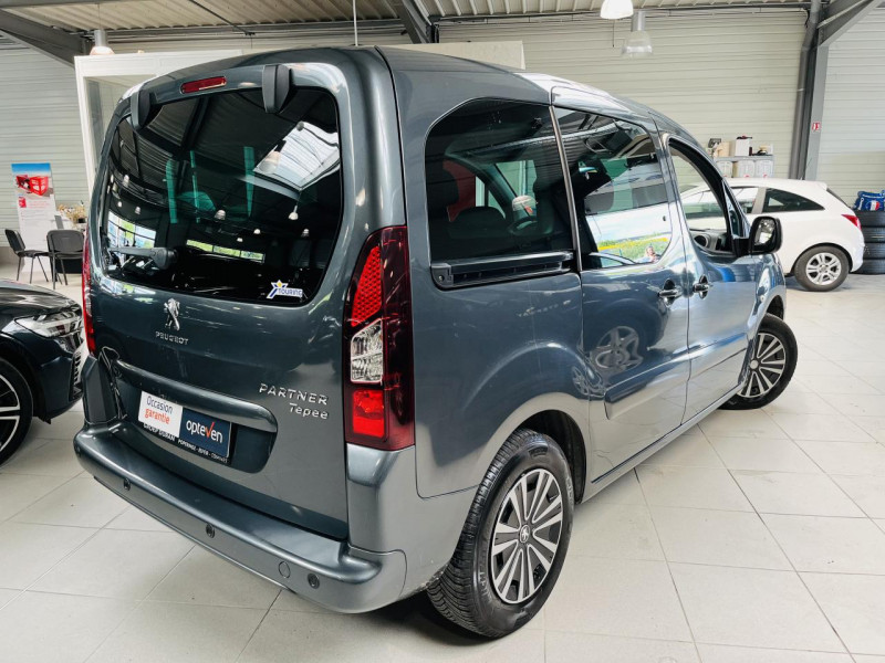 Photo 15 de l'offre de PEUGEOT PARTNER 1.6 BlueHDi 100ch S&S ETG6 Active à 14990€ chez Occasions Champenoises