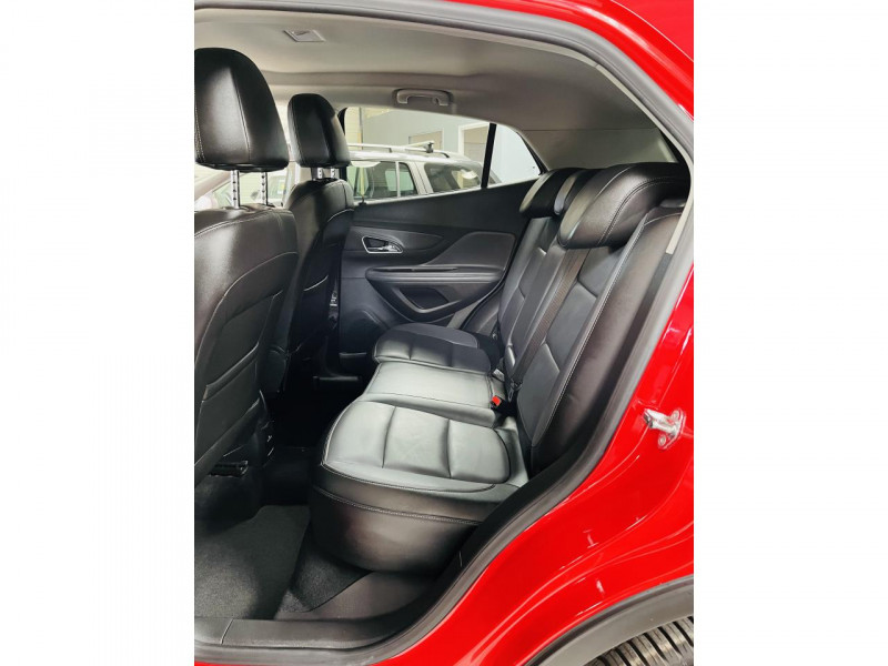 Photo 11 de l'offre de OPEL MOKKA 1.6 CDTI - 136 ch FAP 4x2 ecoFLEX Start&Stop Cosmo Pack à 9990€ chez Occasions Champenoises