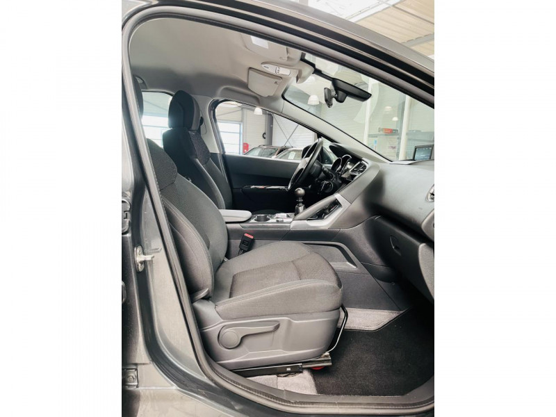 Photo 13 de l'offre de PEUGEOT 3008  1.6 HDi 115 Style BVM6 à 10990€ chez Occasions Champenoises