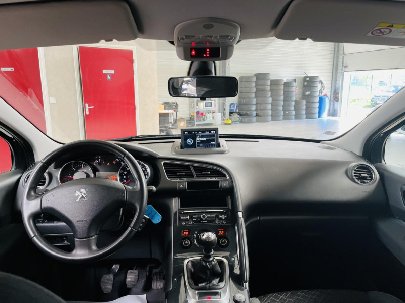 Photo 3 de l'offre de PEUGEOT 3008  1.6 HDi 115 Style BVM6 à 10990€ chez Occasions Champenoises