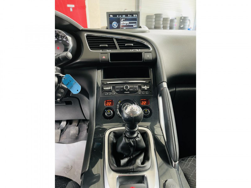 Photo 6 de l'offre de PEUGEOT 3008  1.6 HDi 115 Style BVM6 à 10990€ chez Occasions Champenoises