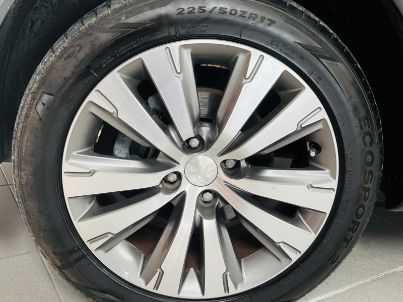 Photo 18 de l'offre de PEUGEOT 3008  1.6 HDi 115 Style BVM6 à 10990€ chez Occasions Champenoises