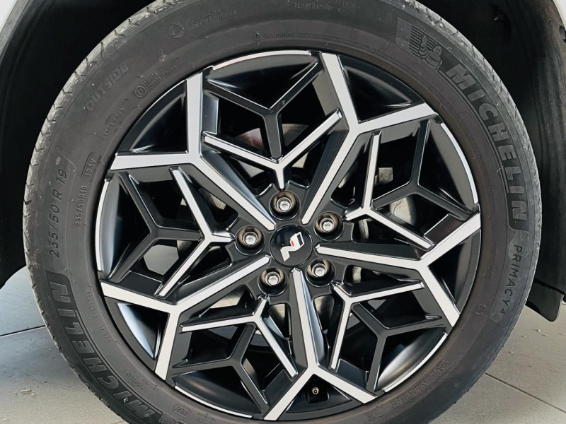 Photo 31 de l'offre de HYUNDAI TUCSON 1.6 T-GDI 265 HTRAC Plug-in BVA6 N Line Executive - LOA 460 e/mois à 31990€ chez Occasions Champenoises