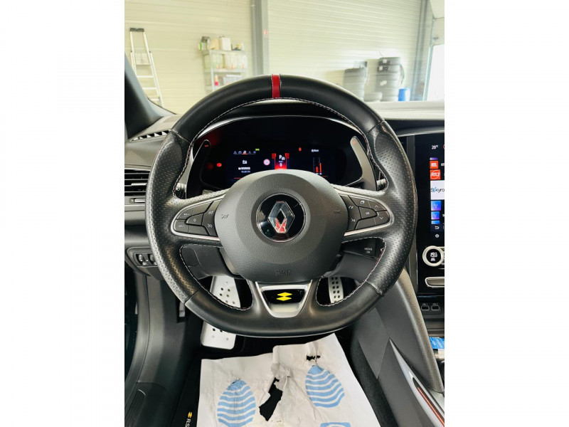Photo 4 de l'offre de RENAULT MEGANE IV BERLINE  TCe 300 EDC R.S. à 39990€ chez Occasions Champenoises