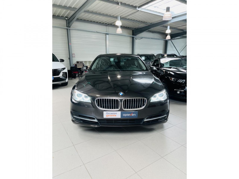 Photo 2 de l'offre de BMW SERIE 5  520d 184 ch F10 LCI Lounge Plus BVA8 à 19490€ chez Occasions Champenoises