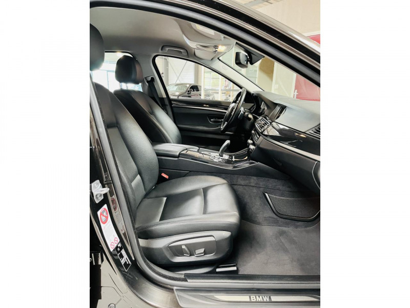 Photo 16 de l'offre de BMW SERIE 5  520d 184 ch F10 LCI Lounge Plus BVA8 à 19490€ chez Occasions Champenoises