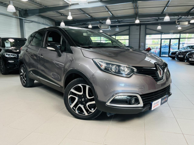 Photo 1 de l'offre de RENAULT CAPTUR dCi 90 Intens EDC à 9900€ chez Occasions Champenoises