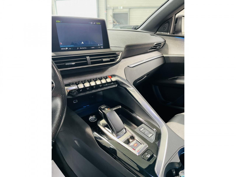 Photo 6 de l'offre de PEUGEOT 3008  Hybrid4 300 e-EAT8 GT à 17490€ chez Occasions Champenoises