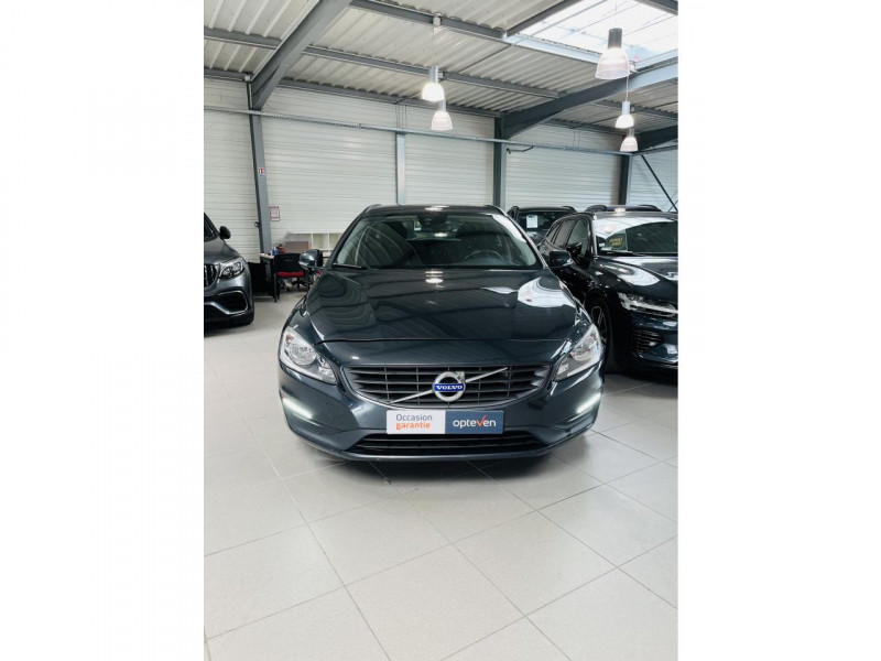 Photo 2 de l'offre de VOLVO V60 BUSINESS  D2 120 ch Stop&Start Kinetic Business à 12990€ chez Occasions Champenoises
