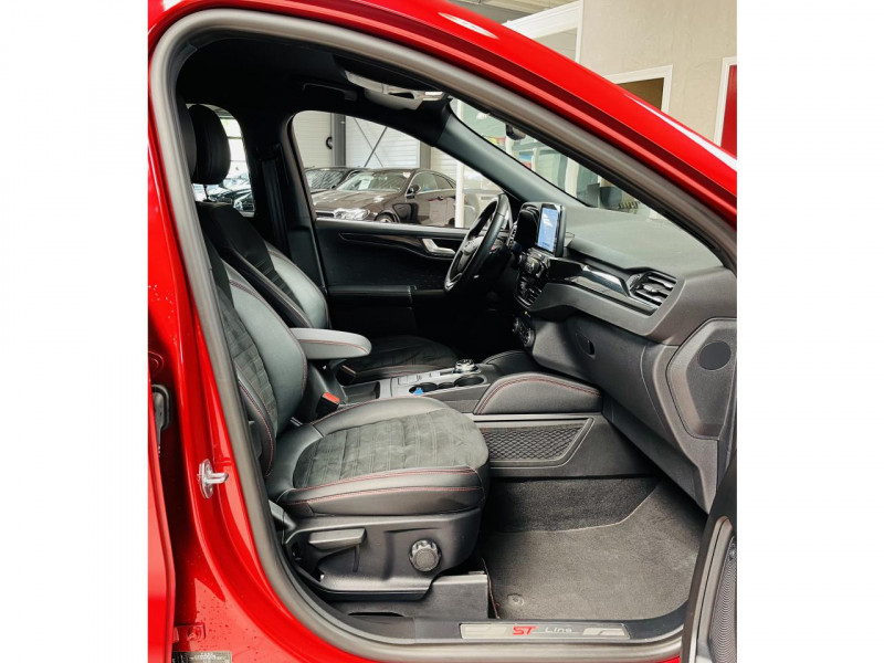 Photo 17 de l'offre de FORD KUGA  1.5 EcoBlue 120 S&S BVA8 ST-Line X à 22990€ chez Occasions Champenoises