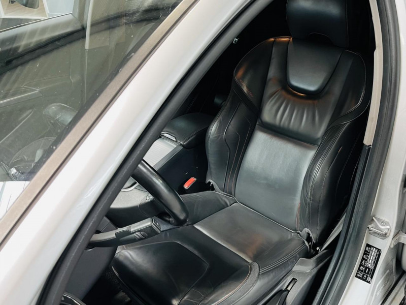 Photo 8 de l'offre de VOLVO V60  D2 115 ch Stop&Start Ocean Race à 13990€ chez Occasions Champenoises