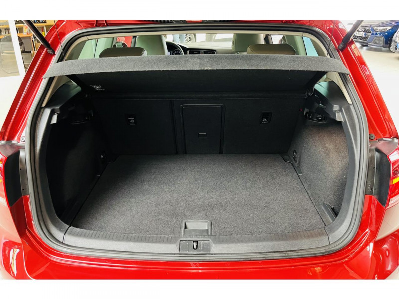 Photo 11 de l'offre de VOLKSWAGEN GOLF 1.2 TSI 105 Highline DSG7 à 11990€ chez Occasions Champenoises