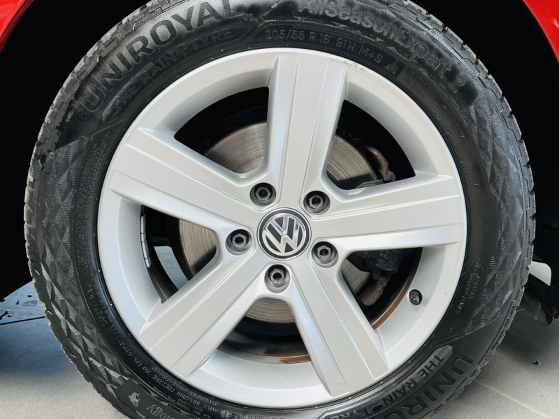 Photo 20 de l'offre de VOLKSWAGEN GOLF 1.2 TSI 105 Highline DSG7 à 11990€ chez Occasions Champenoises