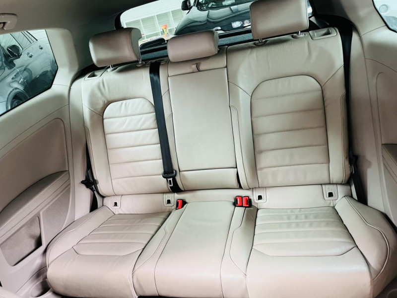Photo 10 de l'offre de VOLKSWAGEN GOLF 1.2 TSI 105 Highline DSG7 à 11990€ chez Occasions Champenoises