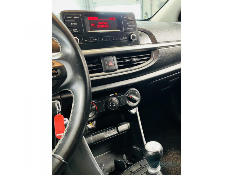 Photo 5 de l'offre de KIA PICANTO 1.0 67 ch  Active à 8490€ chez Occasions Champenoises