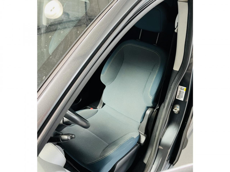Photo 8 de l'offre de CITROEN BERLINGO BlueHDi 100 BVM5 Feel à 14490€ chez Occasions Champenoises
