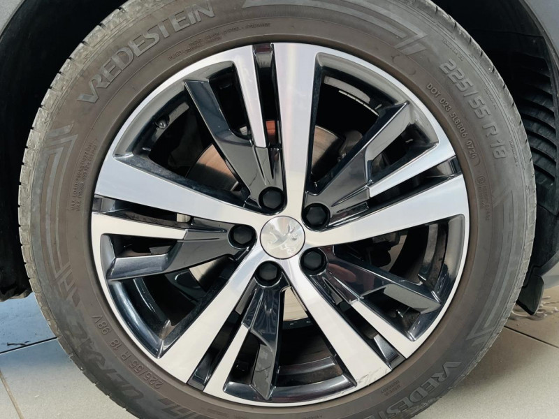 Photo 22 de l'offre de PEUGEOT 3008  BlueHDi 130ch S&S BVM6 GT Line à 16990€ chez Occasions Champenoises