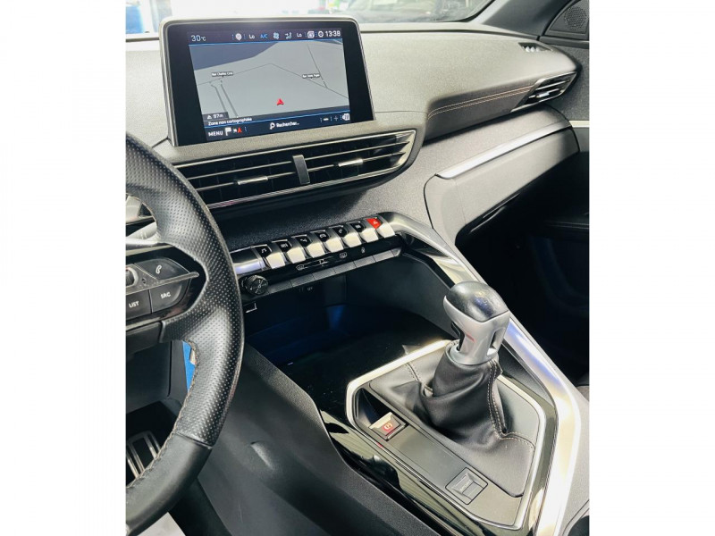 Photo 5 de l'offre de PEUGEOT 3008  BlueHDi 130ch S&S BVM6 GT Line à 16990€ chez Occasions Champenoises