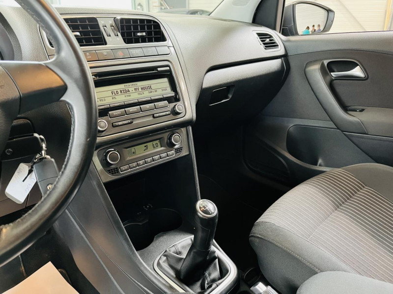 Photo 5 de l'offre de VOLKSWAGEN POLO 1.6 TDI 90 CR FAP Sportline à 7990€ chez Occasions Champenoises