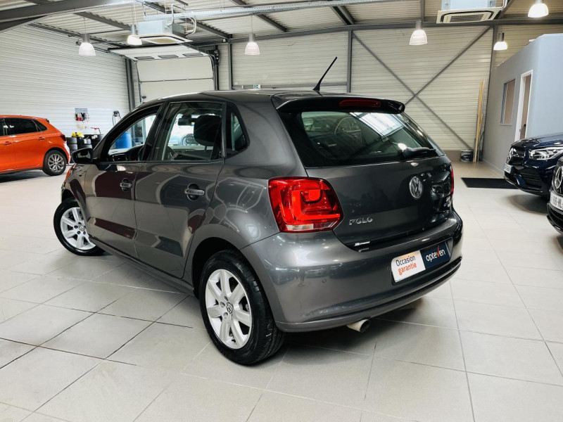 Photo 14 de l'offre de VOLKSWAGEN POLO 1.6 TDI 90 CR FAP Sportline à 7990€ chez Occasions Champenoises
