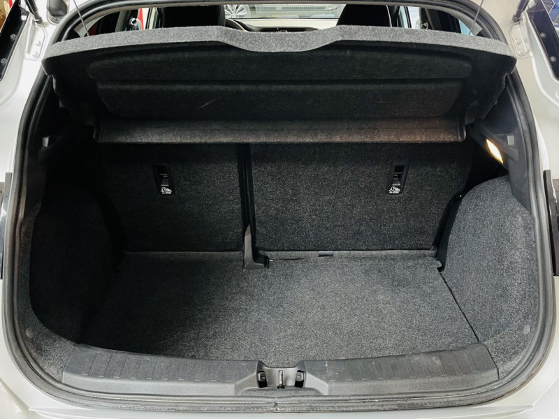 Photo 11 de l'offre de NISSAN MICRA 2018 Micra dCi 90 Acenta à 10990€ chez Occasions Champenoises