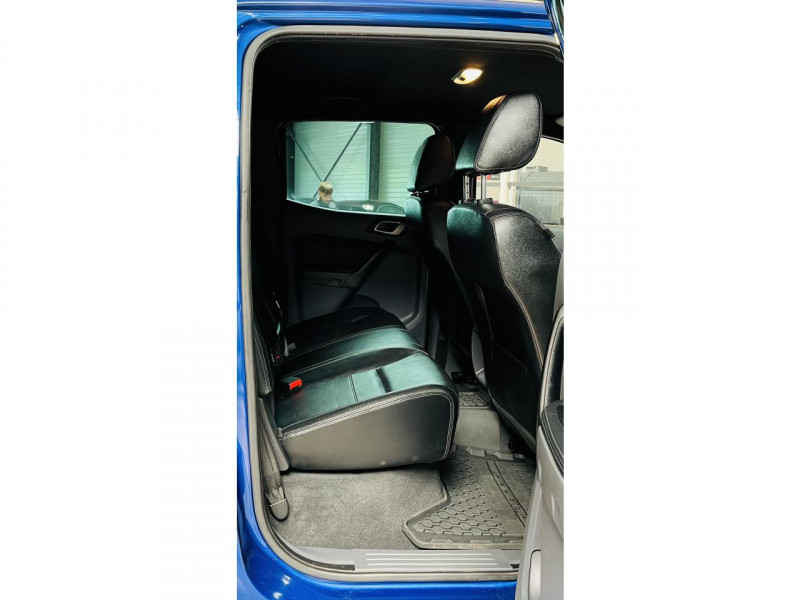 Photo 14 de l'offre de FORD RANGER DOUBLE CABINE  3.2 TDCi 200 4X4 BVA6 WILDTRACK X à 31990€ chez Occasions Champenoises