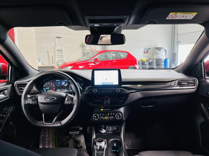 Photo 3 de l'offre de FORD FOCUS 1.5 EcoBoost 182 S&S BVA8 ST Line à 18990€ chez Occasions Champenoises