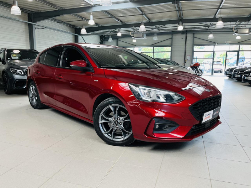 Ford FOCUS 1.5 EcoBoost 182 S&S BVA8 ST Line ESSENCE Ruby Red (Metallic) Occasion à vendre