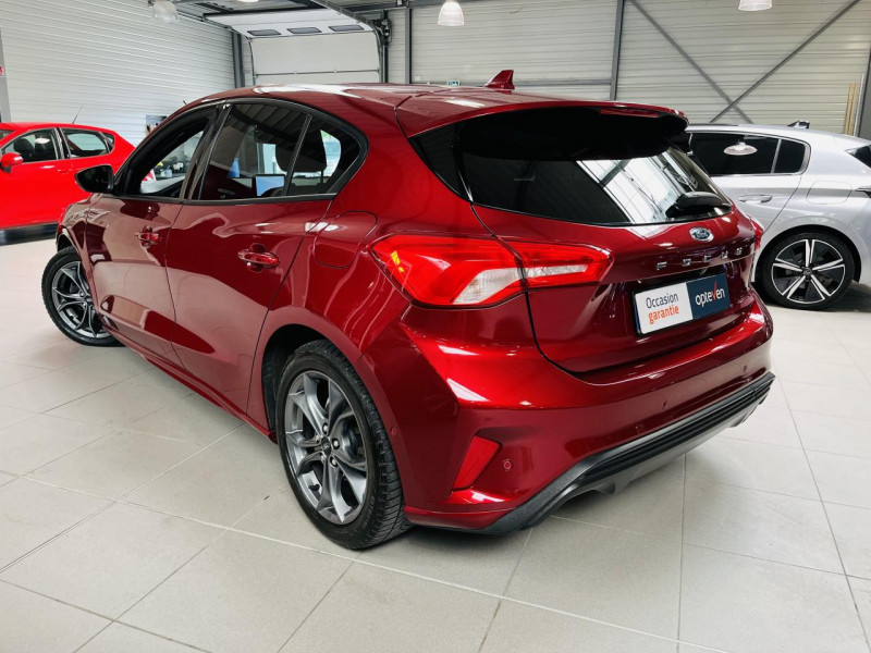Photo 17 de l'offre de FORD FOCUS 1.5 EcoBoost 182 S&S BVA8 ST Line à 18990€ chez Occasions Champenoises