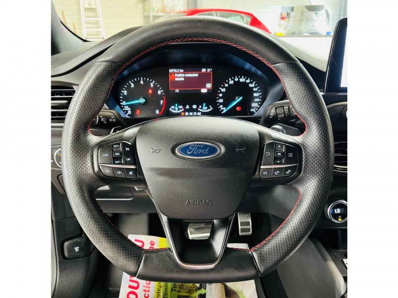 Photo 4 de l'offre de FORD FOCUS 1.5 EcoBoost 182 S&S BVA8 ST Line à 18990€ chez Occasions Champenoises