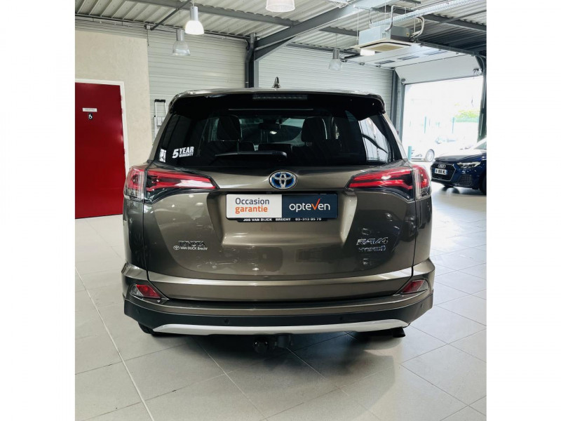 Photo 19 de l'offre de TOYOTA RAV4 HYBRIDE 197ch 2WD Lounge à 22990€ chez Occasions Champenoises