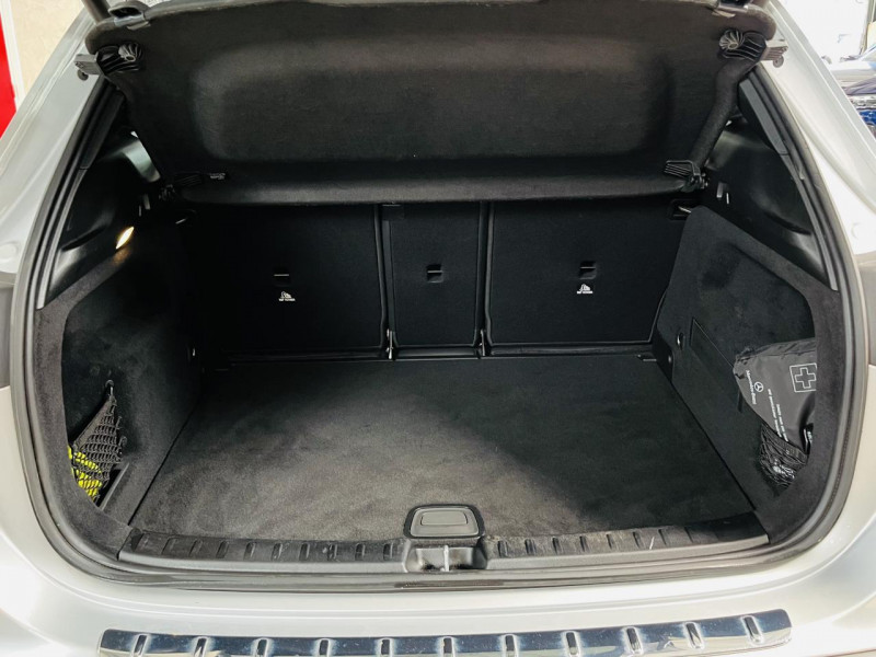 Photo 14 de l'offre de MERCEDES-BENZ GLA  250 e 8G-DCT Progressive Line à 29990€ chez Occasions Champenoises