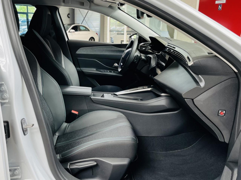 Photo 14 de l'offre de PEUGEOT 308  BlueHDi 130ch S&S EAT8 Allure Pack à 23990€ chez Occasions Champenoises