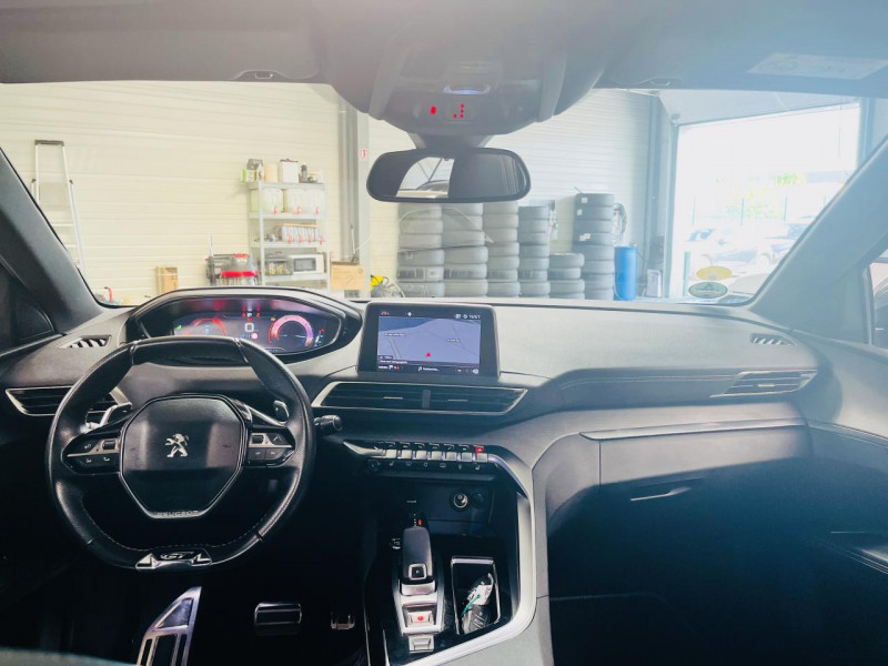 Photo 4 de l'offre de PEUGEOT 3008  BlueHDi 180ch S&S EAT8 GT à 18490€ chez Occasions Champenoises