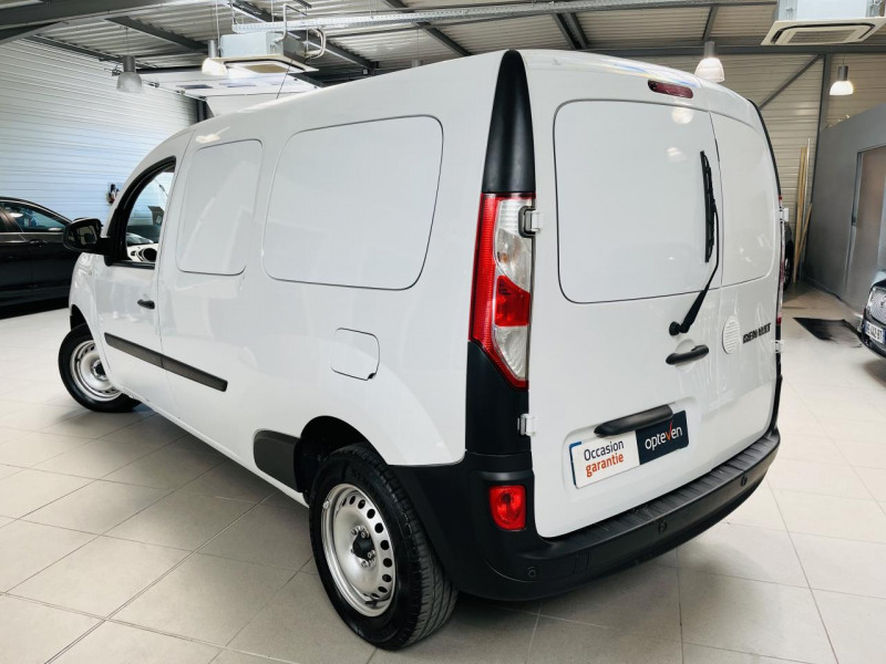 Photo 12 de l'offre de RENAULT KANGOO EXPRESS MAXI DCI 95 EXTRA à 8990€ chez Occasions Champenoises